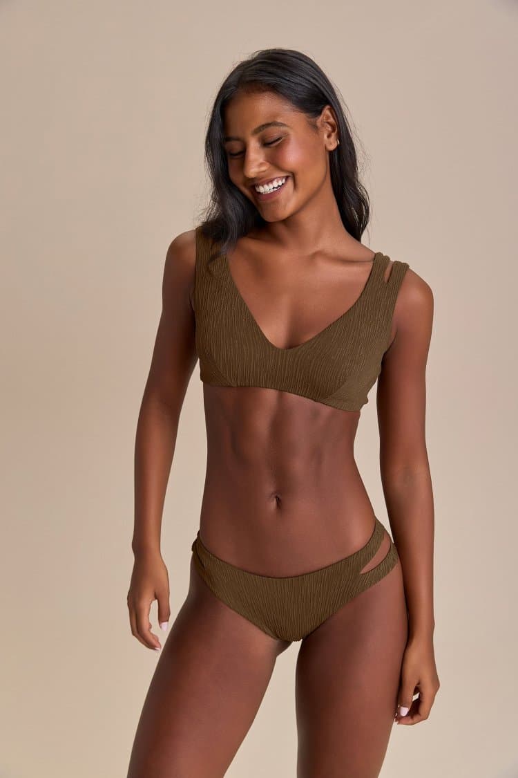 Top V Cut Out Jacquard Curl
