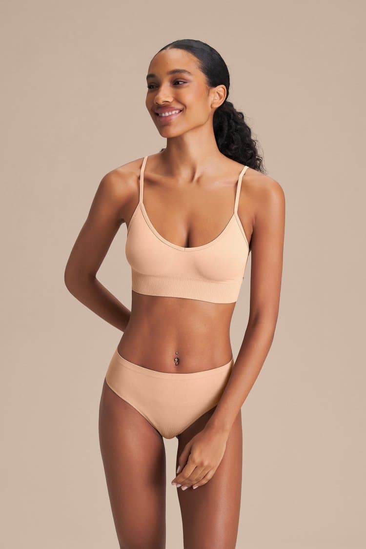 Top Curve Seamless