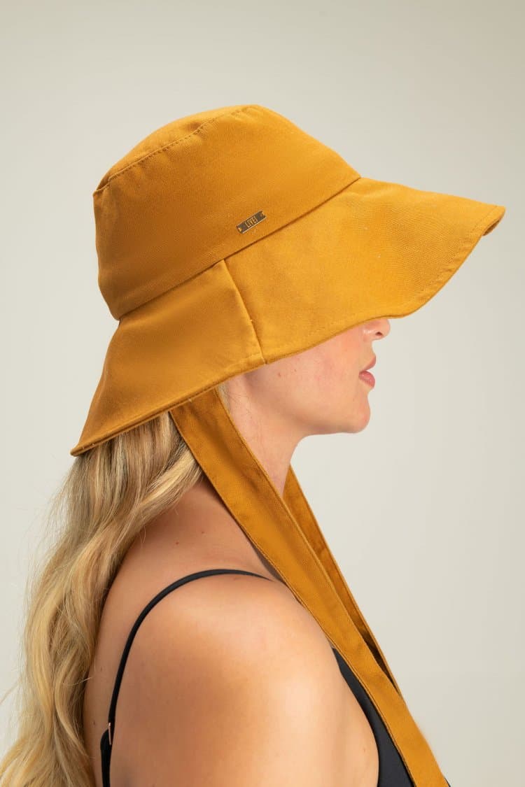 Bucket Hat Hype Tie