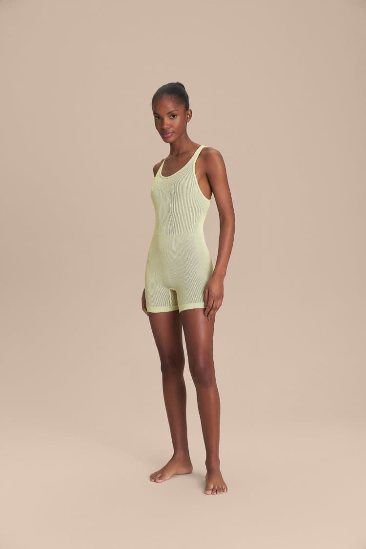 Macaquinho Shorts Mesh Seamless