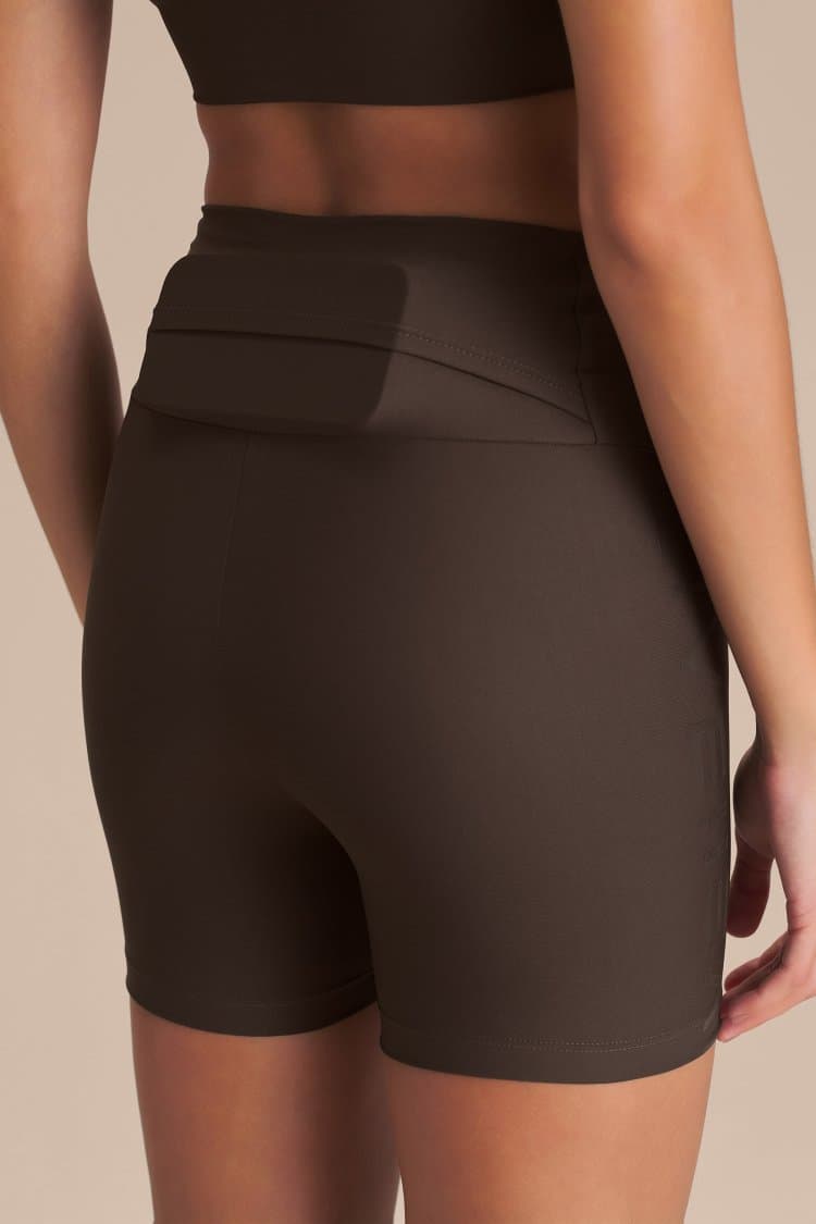 Shorts LIVE! Icon Neo