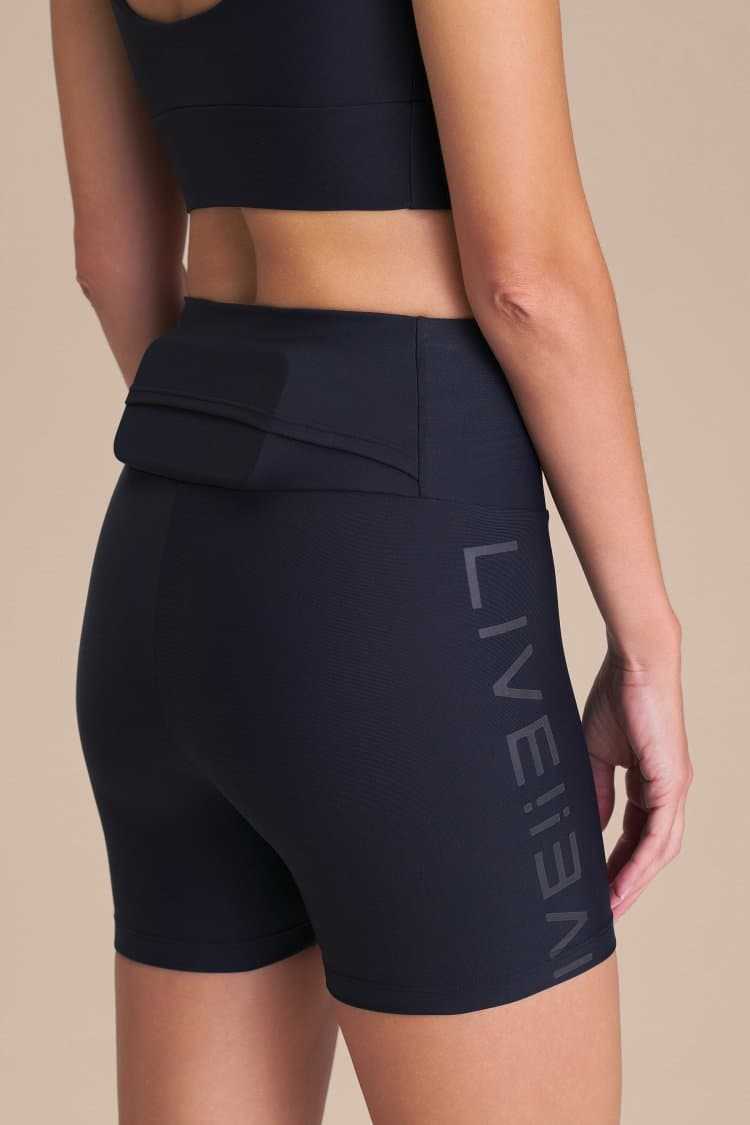 Shorts LIVE! Icon Neo